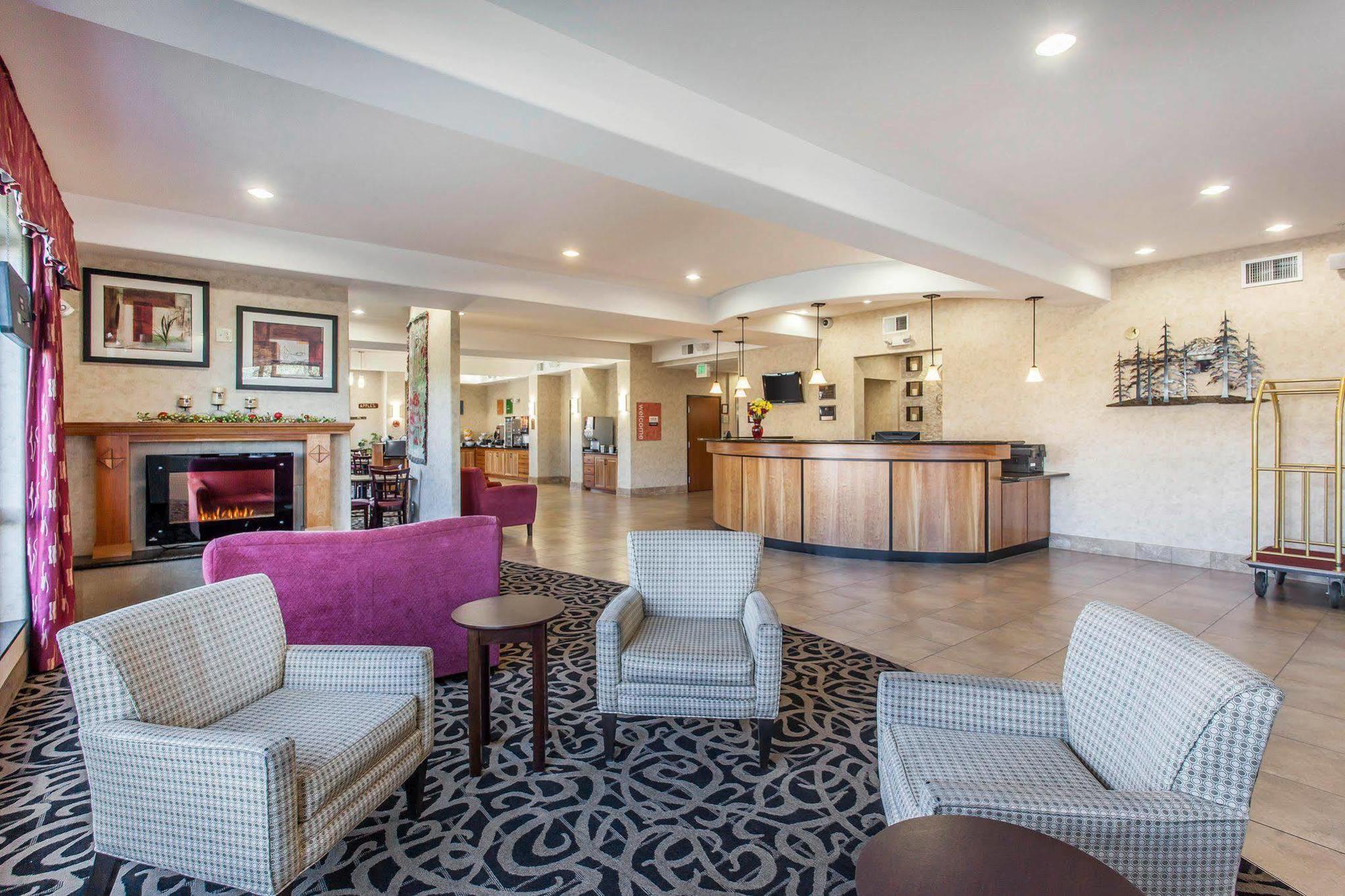 Comfort Suites Wenatchee Gateway Exteriér fotografie